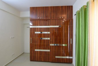 Designer-Silding-Door-Wardrobe